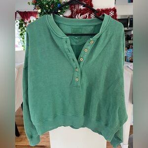 American Eagle sweater